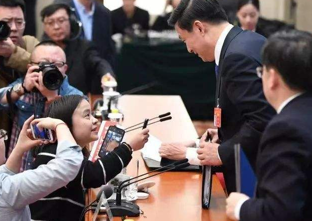 英国《金融时报》中文网CMRC龙润经济评论:冯路-克鲁格曼的中国预测